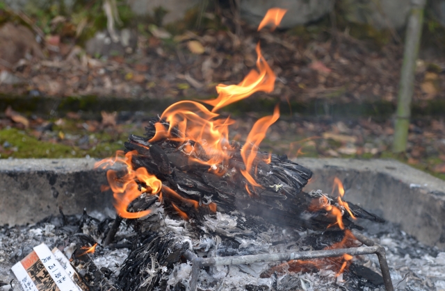 what is a memorial service for relics